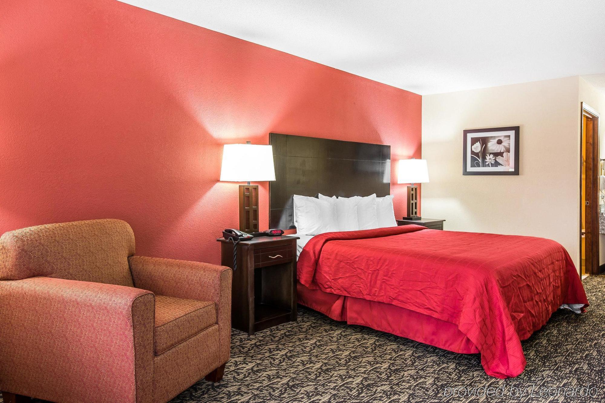 Knights Inn & Suites غريفين المظهر الخارجي الصورة