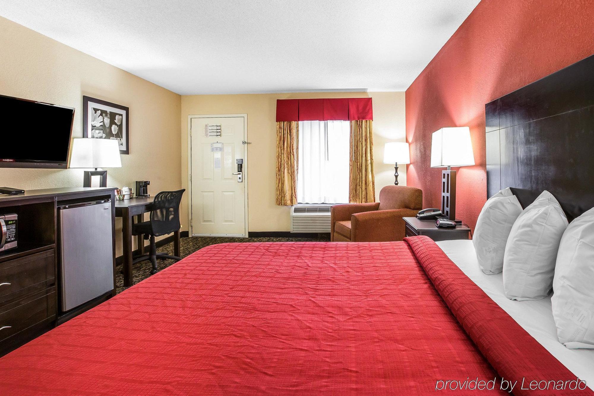 Knights Inn & Suites غريفين المظهر الخارجي الصورة