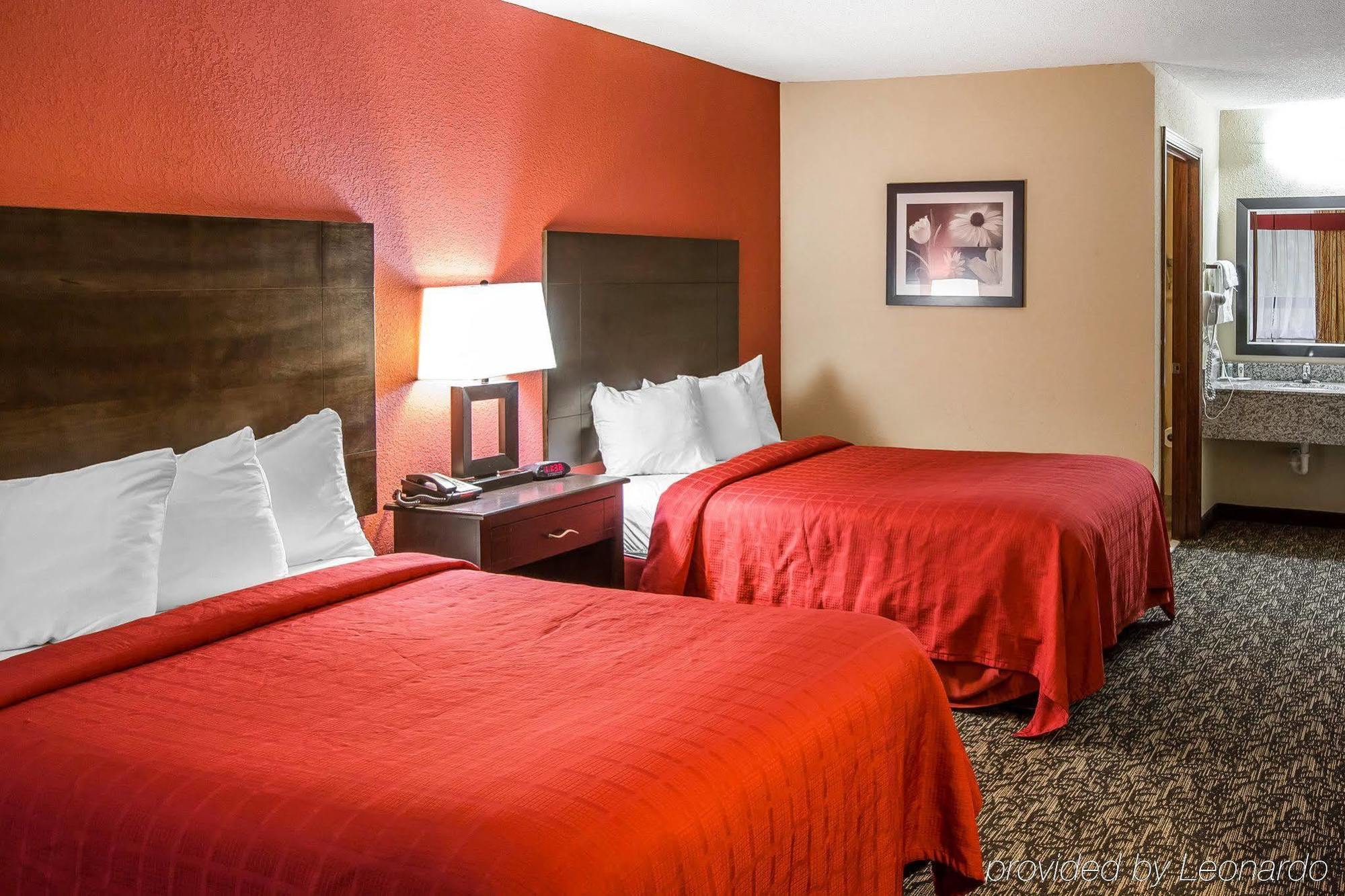 Knights Inn & Suites غريفين المظهر الخارجي الصورة