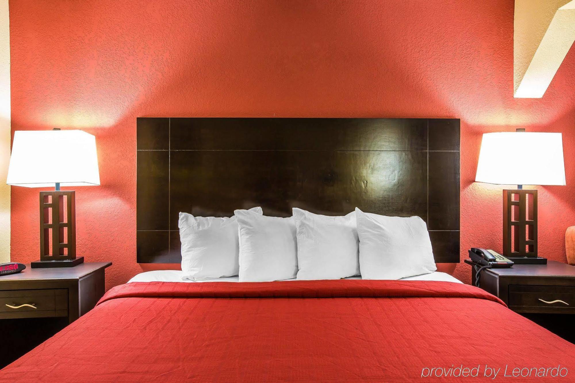 Knights Inn & Suites غريفين المظهر الخارجي الصورة