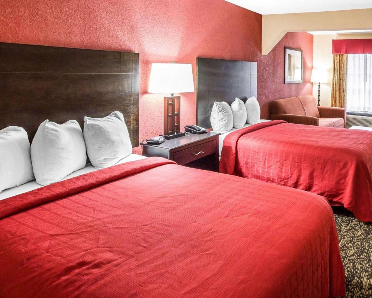 Knights Inn & Suites غريفين المظهر الخارجي الصورة
